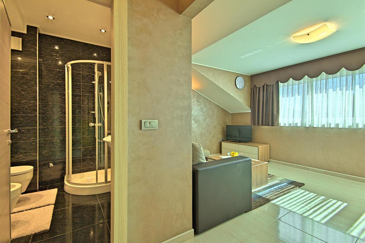Apartments Riva-Interauto Umag Zewnętrze zdjęcie