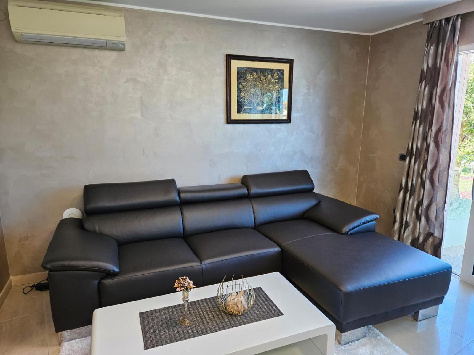 Apartments Riva-Interauto Umag Zewnętrze zdjęcie