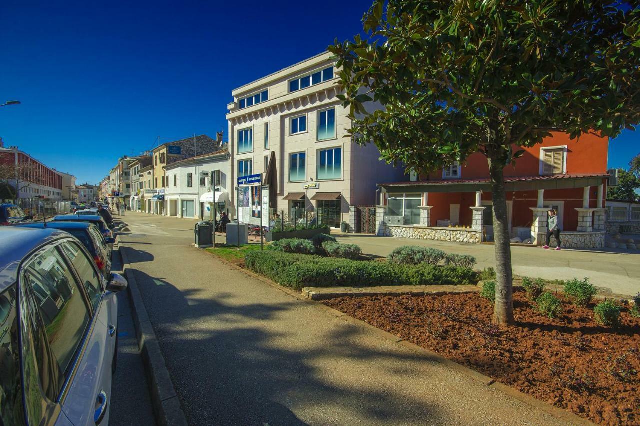Apartments Riva-Interauto Umag Zewnętrze zdjęcie